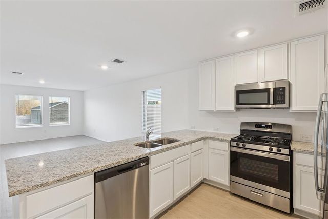 14910 Parkway Center Avenue, Oklahoma City, OK 73134