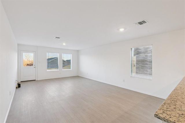 14910 Parkway Center Avenue, Oklahoma City, OK 73134