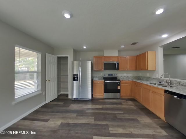 76383 TIMBERCREEK Boulevard, Yulee, FL 32097