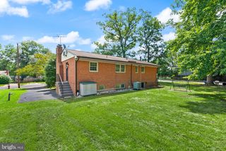5632 MAXINE CT, Alexandria, VA 22310