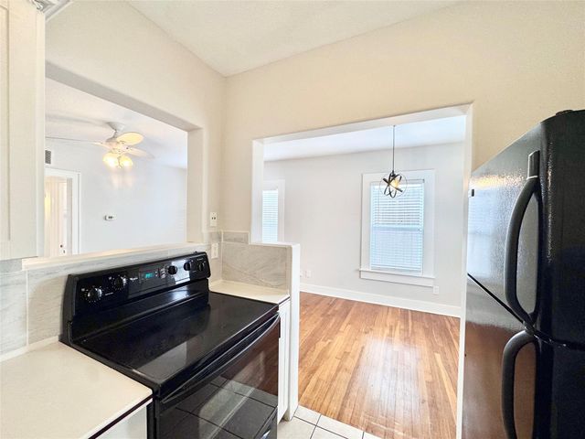 629 E 11th Street 1, Houston, TX 77008