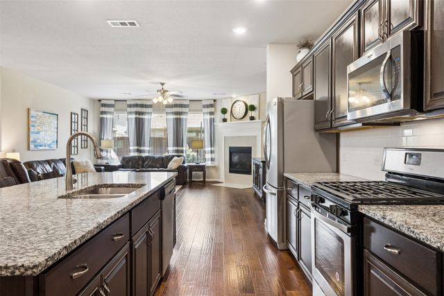 1321 Meridian Drive, Forney, TX 75126