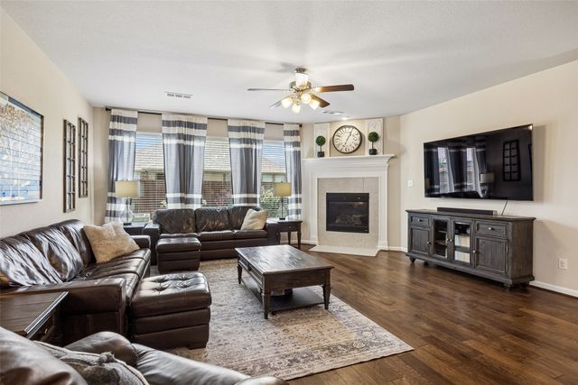 1321 Meridian Drive, Forney, TX 75126