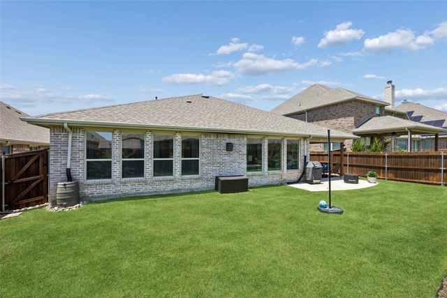 1321 Meridian Drive, Forney, TX 75126