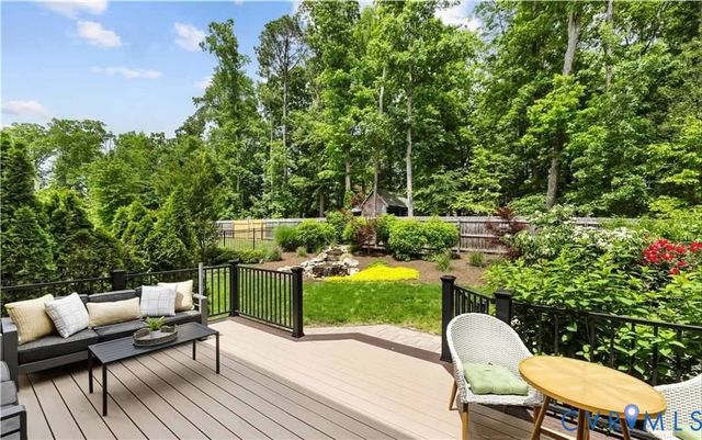 16412 Ravenchase Way, Moseley, VA 23120