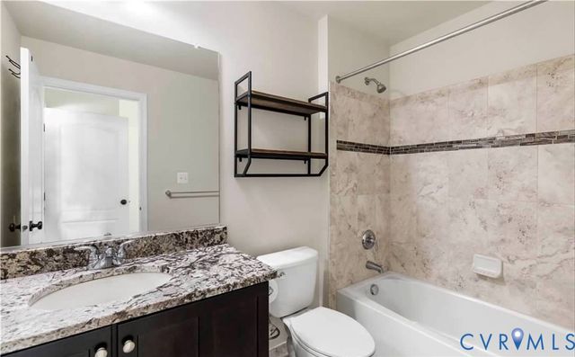 16412 Ravenchase Way, Moseley, VA 23120