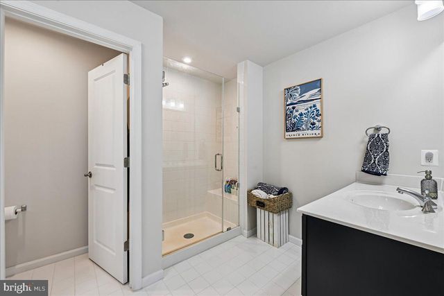 10518 JIM LOVELL LN, Lanham, MD 20706