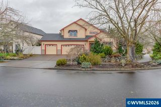 4374 Log Dr NE, Salem, OR 97305
