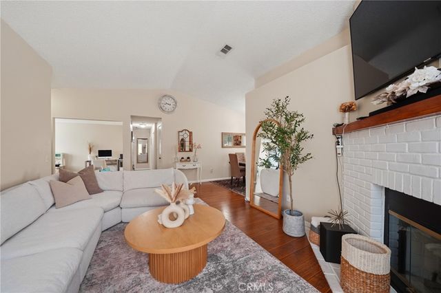 2395 W Chatka Lane, San Bernardino, CA 92410