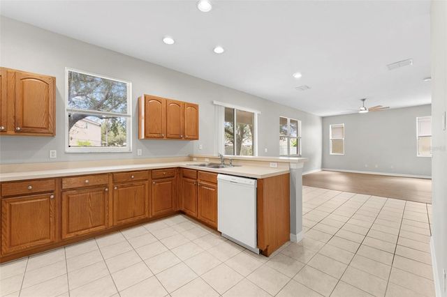10215 CYPRESS KNEE CIRCLE, Orlando, FL 32825