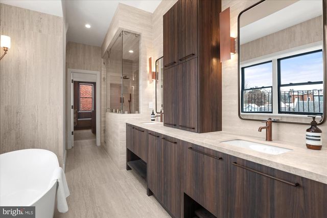 1115 RHODE ISLAND AVE NW, Washington, DC 20005