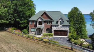 3901 Torch Lake Drive,Nw, Kewadin, MI 49648