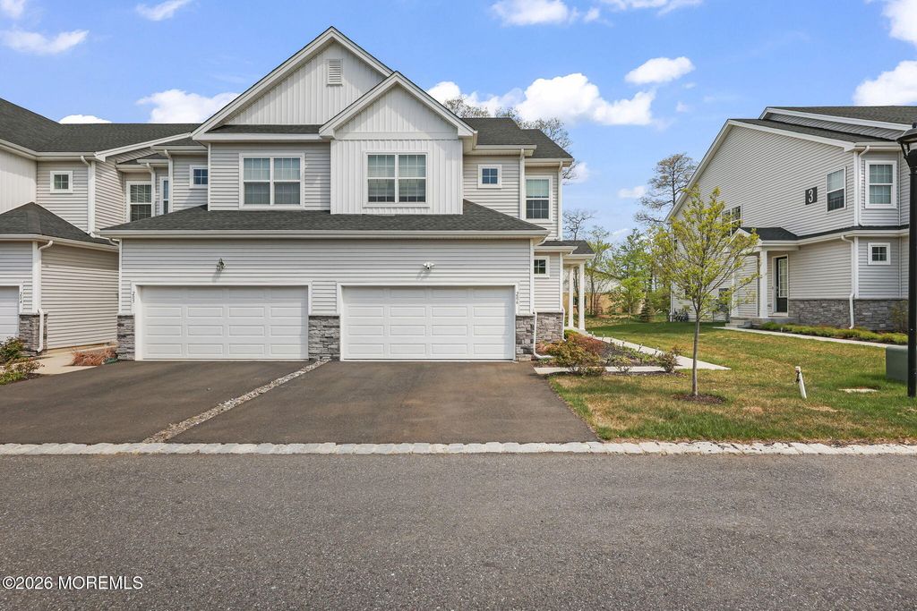 206 Pilot Street, Marlboro, NJ 07746
