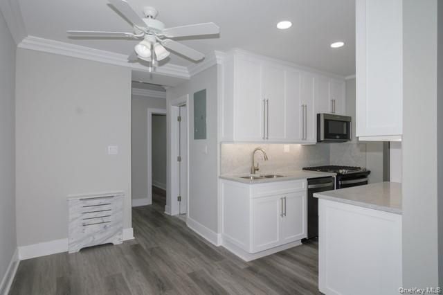 150 Covert Avenue G2, Stewart Manor, NY 11530