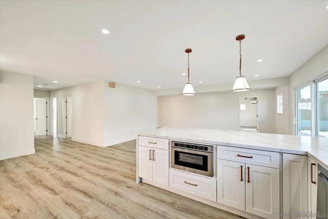 2802 Cowley Way, San Diego, CA 92110