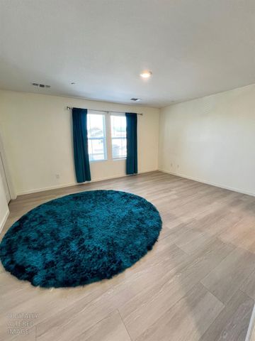 2978 Bowden Square Way, Sacramento, CA 95835