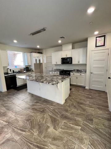 2978 Bowden Square Way, Sacramento, CA 95835