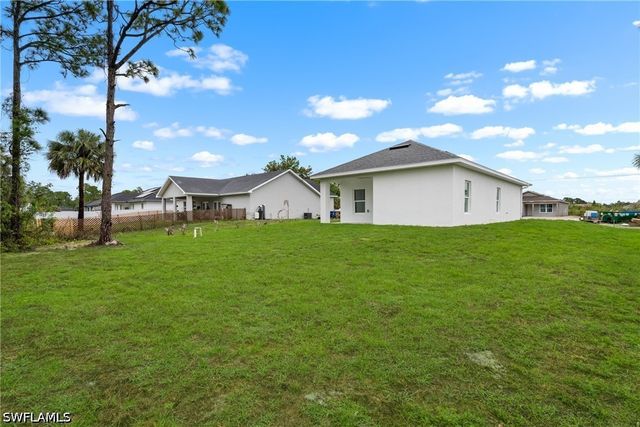 2805 Connie AVE N, Lehigh Acres, FL 33971