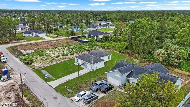 2805 Connie AVE N, Lehigh Acres, FL 33971