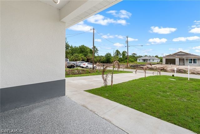 2805 Connie AVE N, Lehigh Acres, FL 33971
