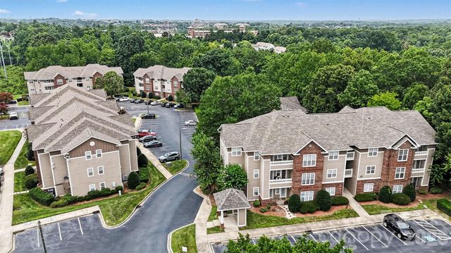 9849 Campus Walk Lane D, Charlotte, NC 28262