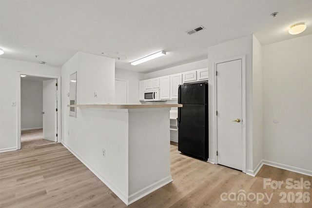 9849 Campus Walk Lane D, Charlotte, NC 28262
