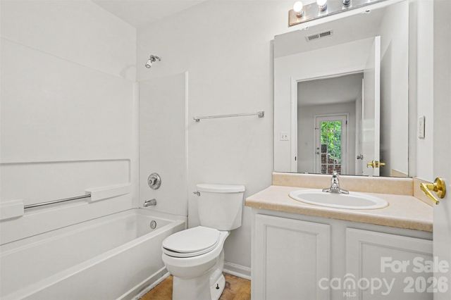 9849 Campus Walk Lane D, Charlotte, NC 28262