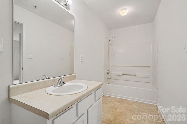 9849 Campus Walk Lane D, Charlotte, NC 28262