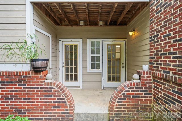9849 Campus Walk Lane D, Charlotte, NC 28262