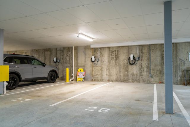 99 Foundry Place 103, Portsmouth, NH 03801