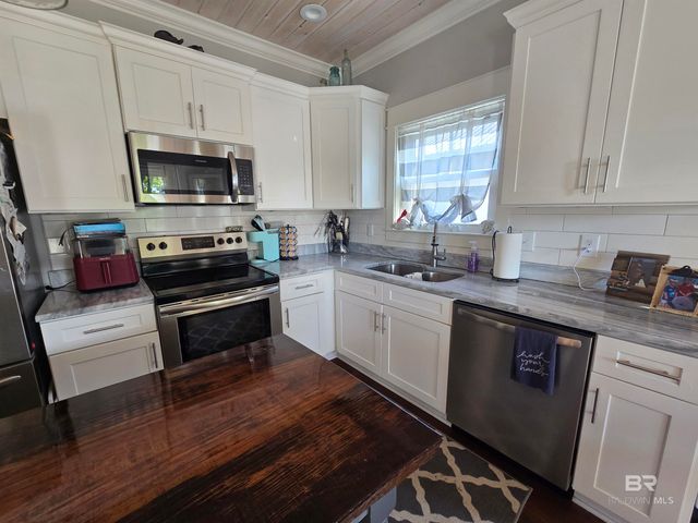 5172 Pine Road, Orange Beach, AL 36561