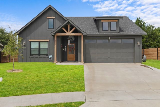 4930 Dry Creek Road, Sherman, TX 75092