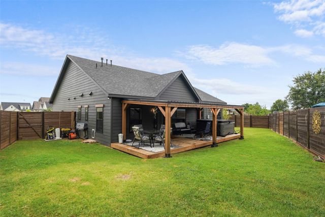 4930 Dry Creek Road, Sherman, TX 75092