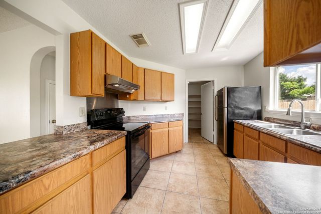 9878 Lauren Mist, San Antonio, TX 78251