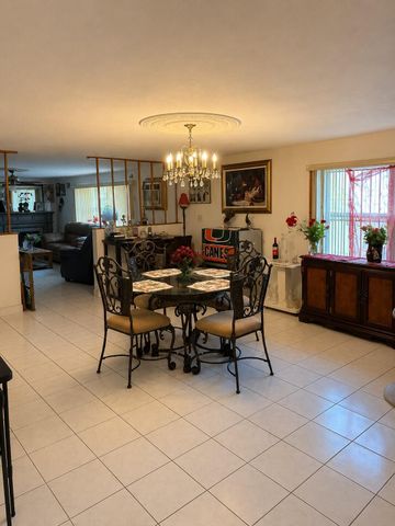 14620 E Polk Street, Miami, FL 33176