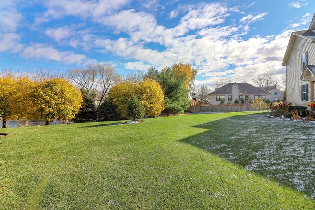 2084 Canyon Creek Court, Aurora, IL 60503