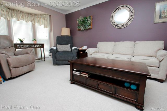 2760 Winter Park Road, Rochester Hills, MI 48309