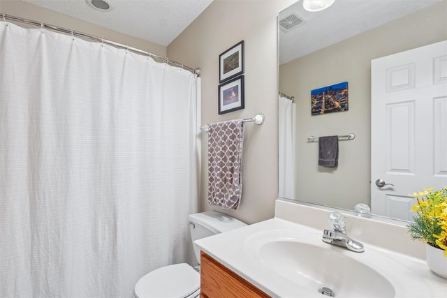1055 SE Brentwood Drive, Waukee, IA 50263
