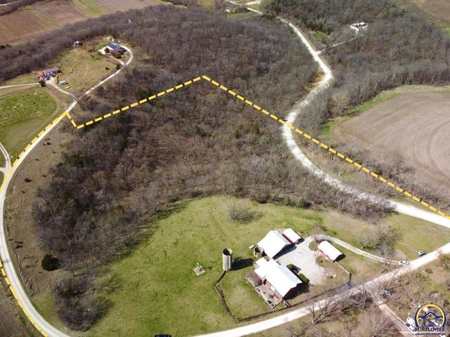 797 E 1217 Rd, Lawrence, KS 66047