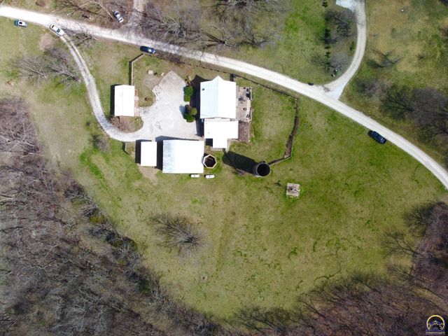 797 E 1217 Rd, Lawrence, KS 66047