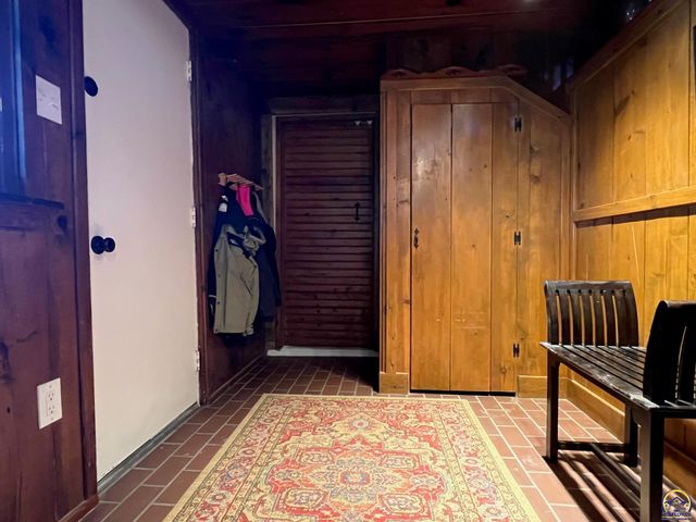 797 E 1217 Rd, Lawrence, KS 66047