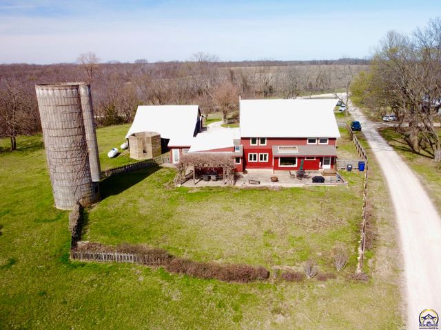 797 E 1217 Rd, Lawrence, KS 66047