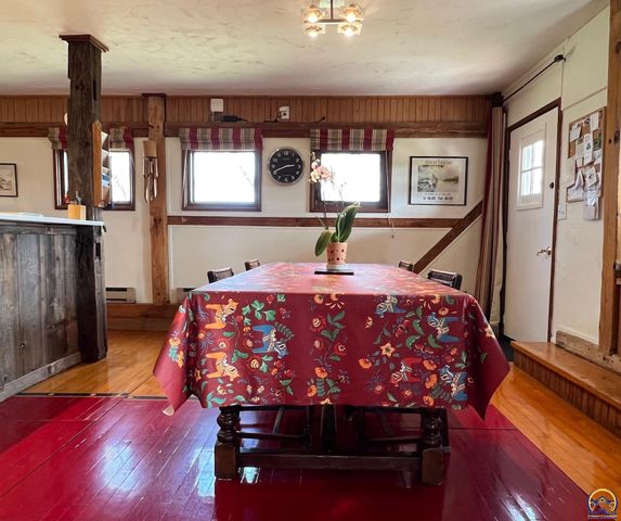 797 E 1217 Rd, Lawrence, KS 66047