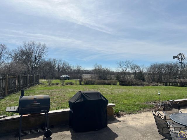 797 E 1217 Rd, Lawrence, KS 66047