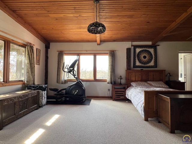 797 E 1217 Rd, Lawrence, KS 66047