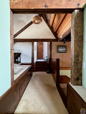 797 E 1217 Rd, Lawrence, KS 66047