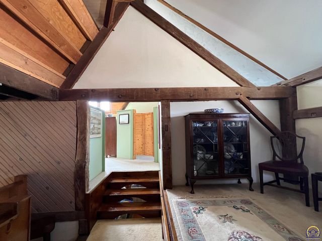 797 E 1217 Rd, Lawrence, KS 66047