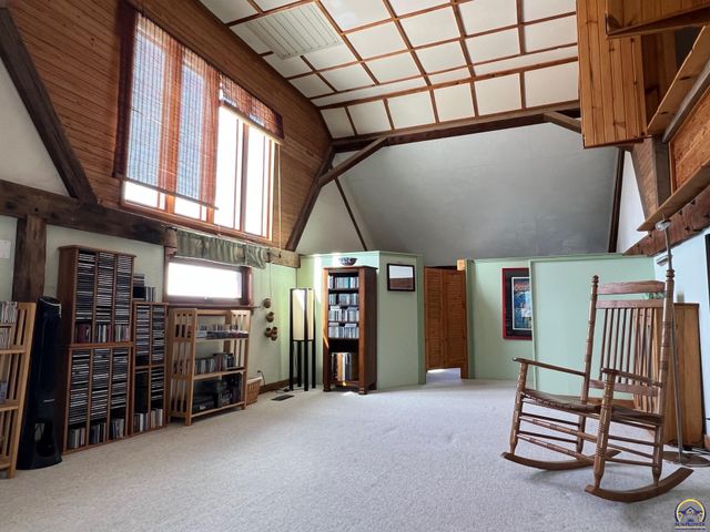 797 E 1217 Rd, Lawrence, KS 66047