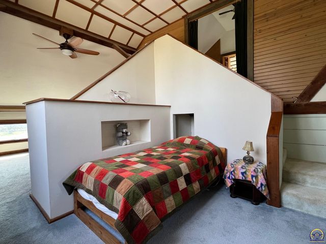 797 E 1217 Rd, Lawrence, KS 66047