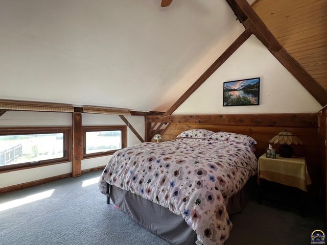 797 E 1217 Rd, Lawrence, KS 66047